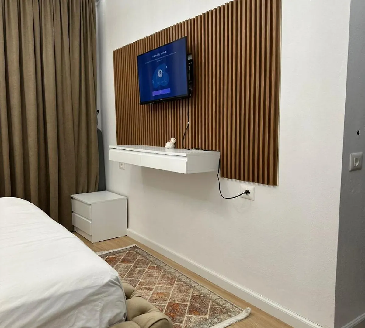 Da Vinci Apartments, Durres, Near The Beach
